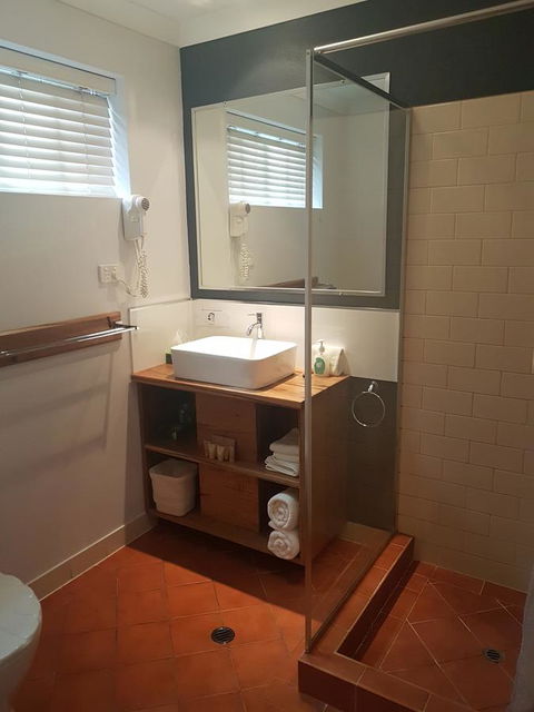 Adamsons Riverside Accommodation - Accommodation Newcastle 2