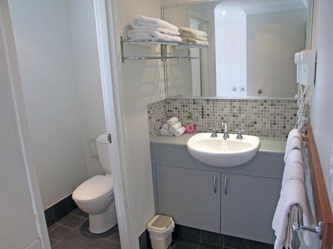 Adamsons Riverside Accommodation - Accommodation Newcastle 28