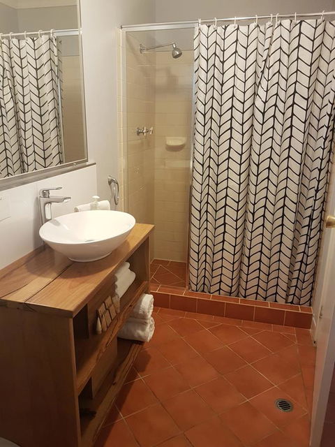 Adamsons Riverside Accommodation - Accommodation Newcastle 16