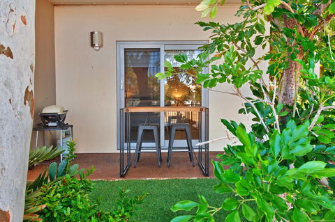 Latitude20 The Dunes - Accommodation Newcastle 0
