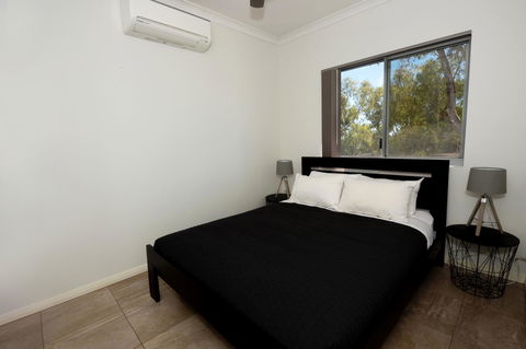 Latitude20 Searipple Rd - Accommodation Newcastle 4