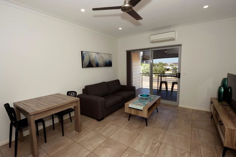 Latitude20 Searipple Rd - Accommodation Newcastle 6