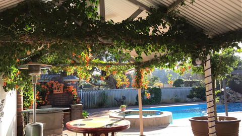 Swan Valley Rest Cottage - Accommodation Newcastle 0