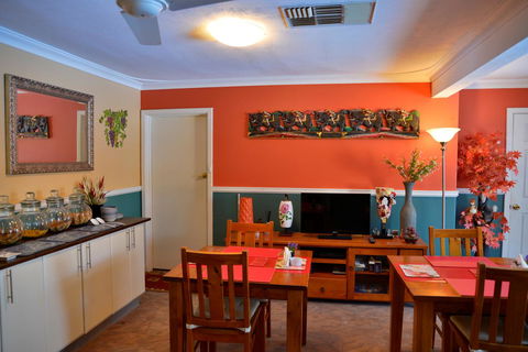 Palms Bed & Breakfast - Accommodation Newcastle 10