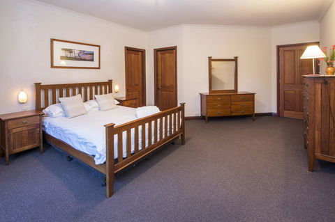 53 Martina Drive - Accommodation Newcastle 19