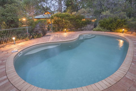 53 Martina Drive - Accommodation Newcastle 7