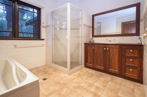 53 Martina Drive - Accommodation Newcastle 23