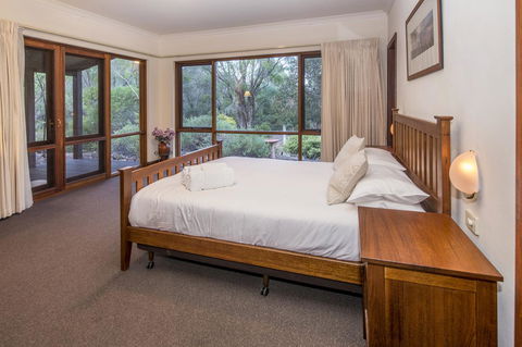 53 Martina Drive - Accommodation Newcastle 18