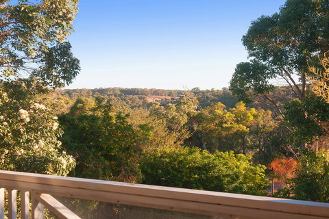 The Farmhouse - Accommodation Newcastle 19