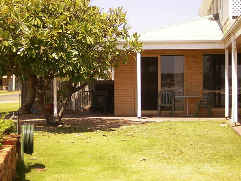 Kalbarri Riverfront Unit - Accommodation Newcastle 14