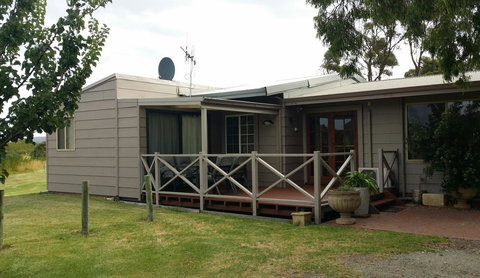 Chalets On Frenchman - Accommodation Newcastle 19