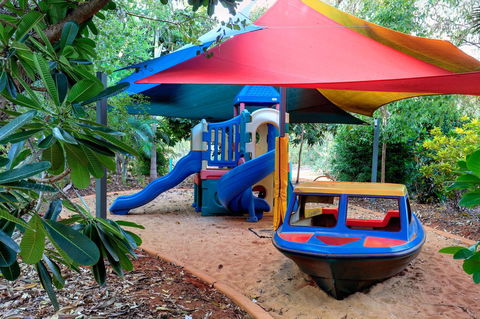 Habitat Resort - Accommodation Newcastle 36