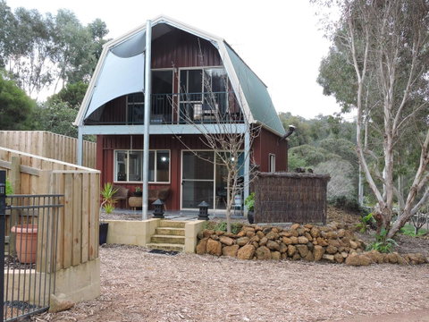 Dunsborough Barn Stay - Accommodation Newcastle 1