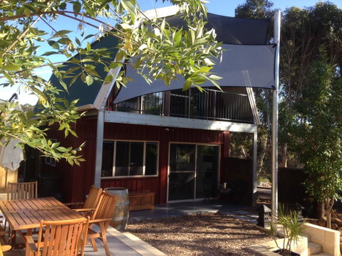 Dunsborough Barn Stay - Accommodation Newcastle 5