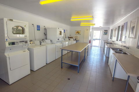 RAC Exmouth Cape Holiday Park - Accommodation Newcastle 14