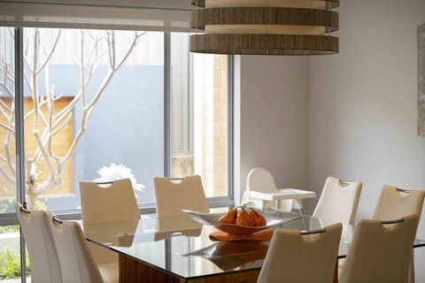 Magnificent Beach Retreat - Accommodation Newcastle 30