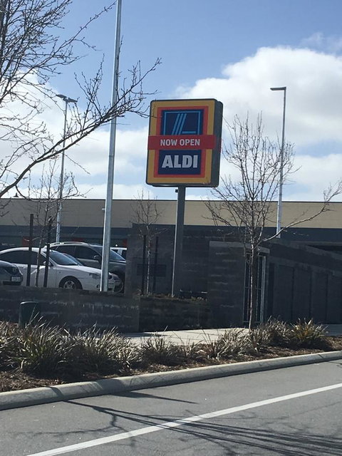 Magnificent Beach Retreat - Accommodation Newcastle 42