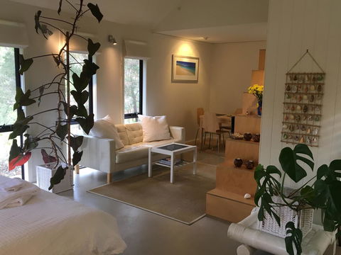 DESIGNER'S STUDIO - Accommodation Newcastle 15