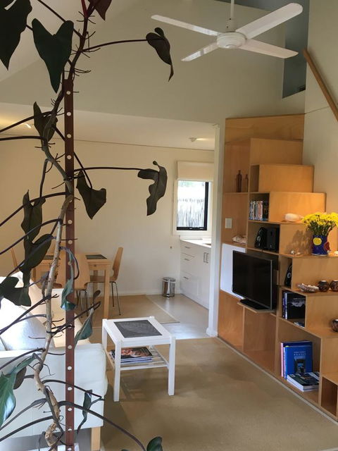 DESIGNER'S STUDIO - Accommodation Newcastle 18