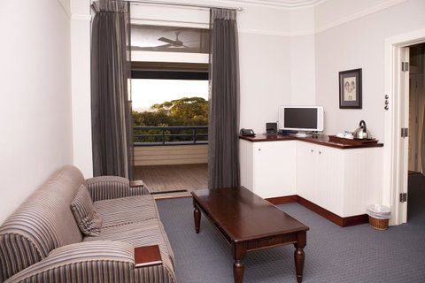 Caves House Hotel & Apartments Yallingup - Accommodation Newcastle 28