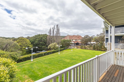 Caves House Hotel & Apartments Yallingup - Accommodation Newcastle 20