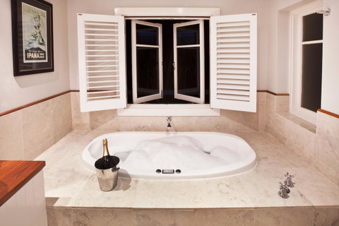 Caves House Hotel & Apartments Yallingup - Accommodation Newcastle 31