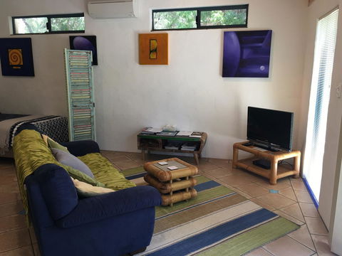 Par La Mer - Accommodation Newcastle 11