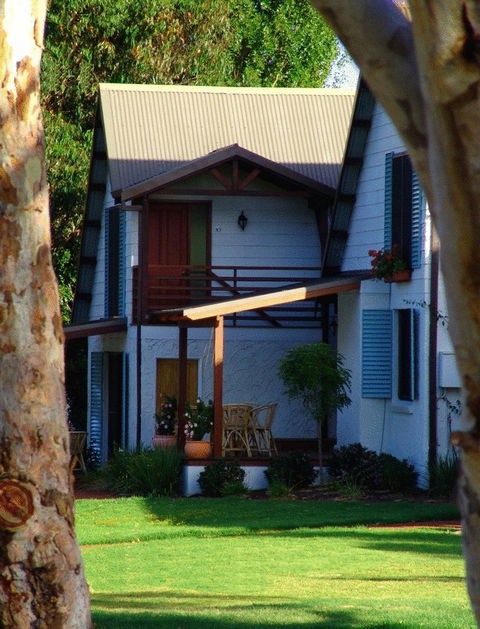 Sienna Lodge - Accommodation Newcastle 16