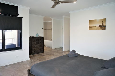 27 Corella Court - Accommodation Newcastle 20