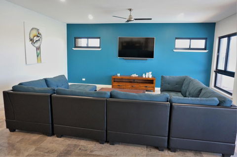 27 Corella Court - Accommodation Newcastle 6