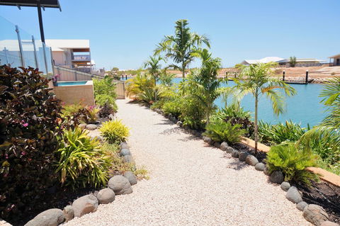 27 Corella Court - Accommodation Newcastle 29