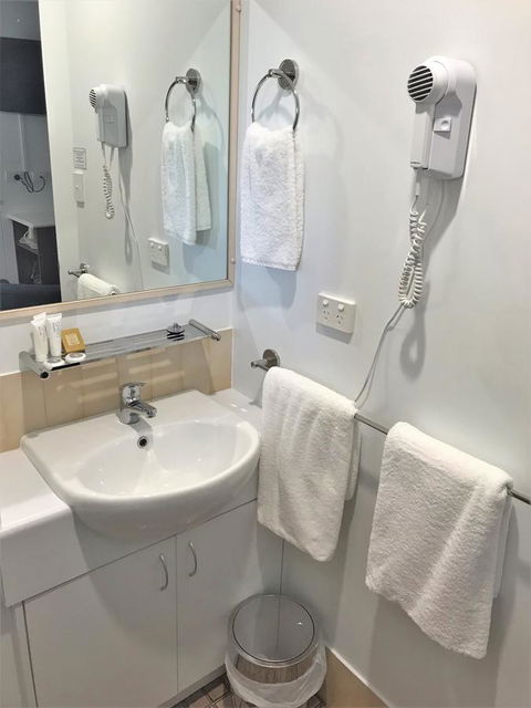 Trinity On Hampden - Accommodation Newcastle 12