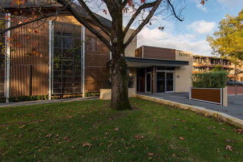 Trinity On Hampden - Accommodation Newcastle 3