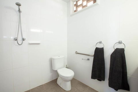 EUCLA MOTOR HOTEL - Accommodation Newcastle 5