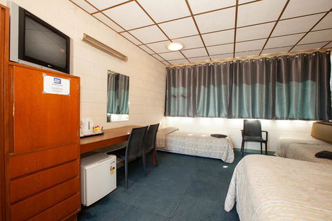 EUCLA MOTOR HOTEL - Accommodation Newcastle 18