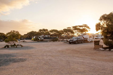 EUCLA MOTOR HOTEL - Accommodation Newcastle 28
