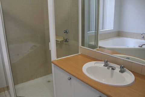 Mandurah Ocean Marina Chalets - Accommodation Newcastle 25