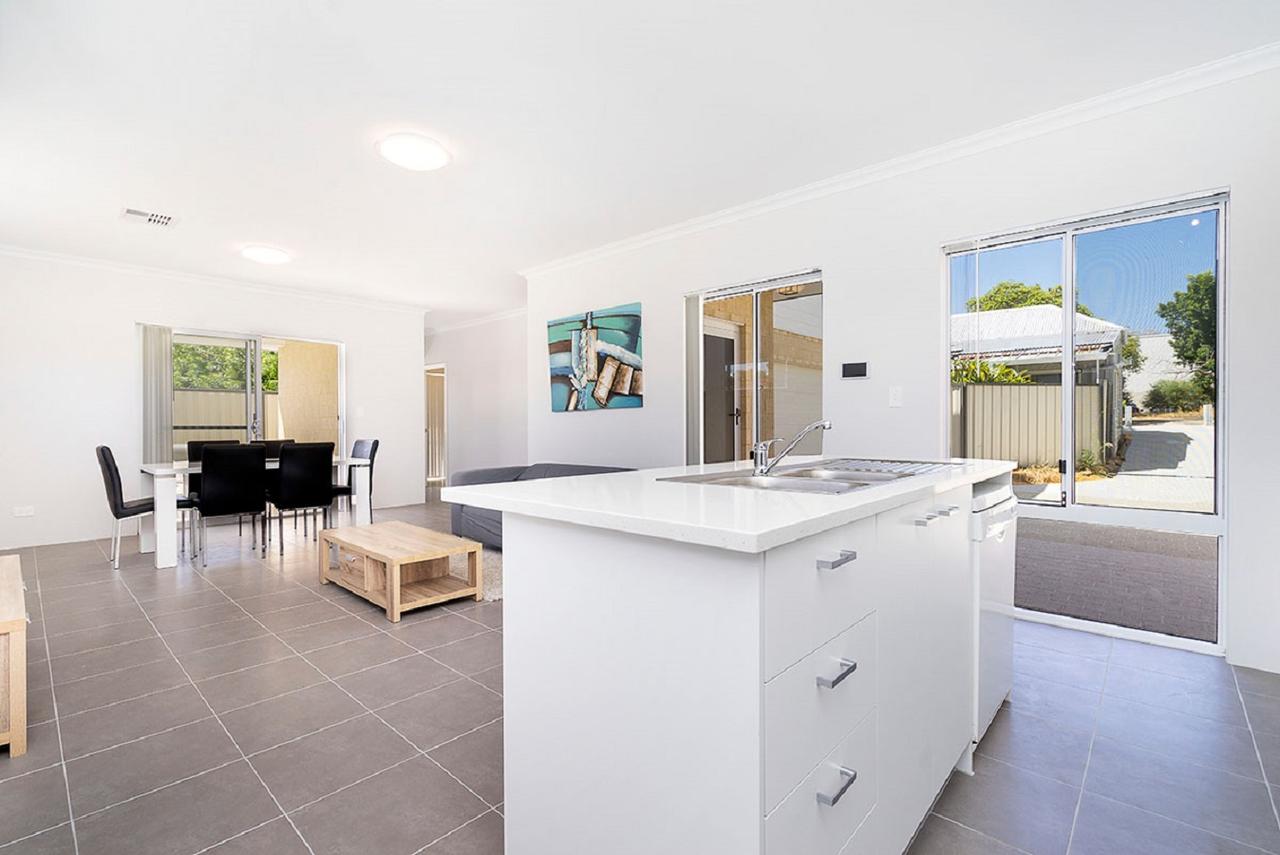 Carlisle South WA Accommodation Newcastle
