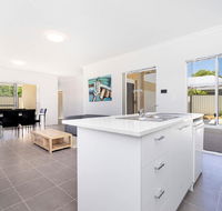 Victoria Park Town House - Accommodation Newcastle
