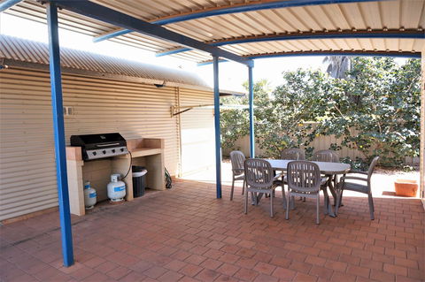 Osprey Holiday Village Unit 102 - Accommodation Newcastle 14