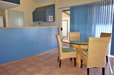 Osprey Holiday Village Unit 102 - Accommodation Newcastle 5