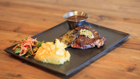 Beadon Bay Hotel - Accommodation Newcastle 1