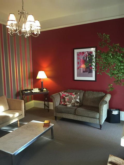Clydesdale Manor - Accommodation Newcastle 12
