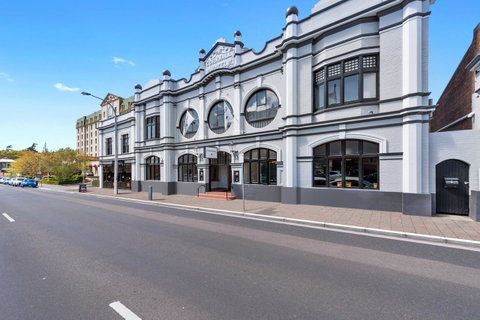 The Cornwall Boutique Hotel - Accommodation Newcastle 0