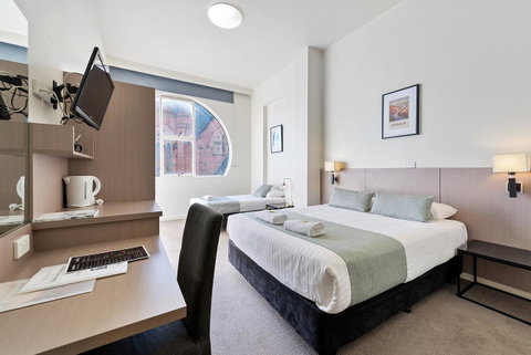 The Cornwall Boutique Hotel - Accommodation Newcastle 2