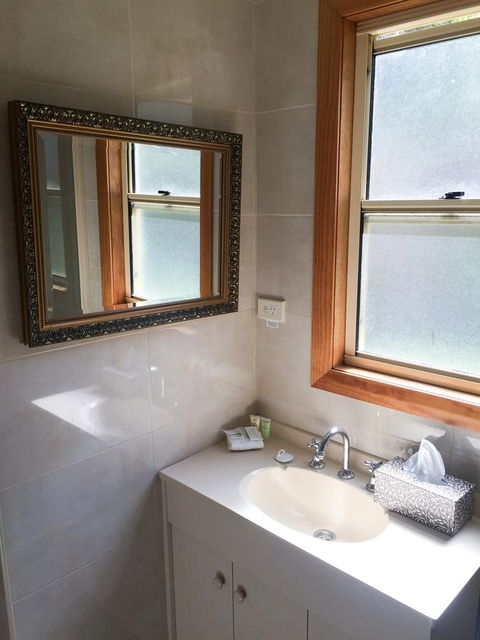 Stanley Hotel & Apartments - Accommodation Newcastle 24