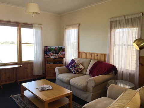 Stanley Hotel & Apartments - Accommodation Newcastle 22