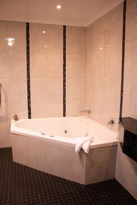 Stanley Hotel & Apartments - Accommodation Newcastle 30