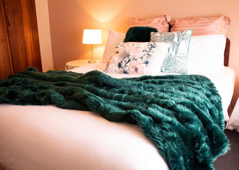 Stanley Hotel & Apartments - Accommodation Newcastle 10