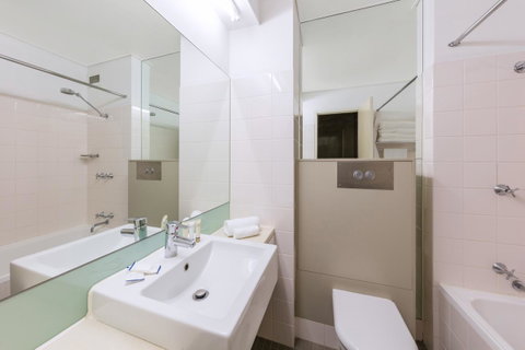 Best Western Plus Launceston - Accommodation Newcastle 10